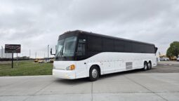 1999 MCI DL-3 (44 Pass- 240Kmiles)