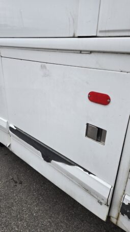 1999 MCI DL-3 (44 Pass- 240Kmiles) full