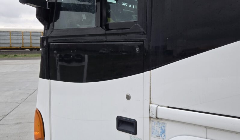 1999 MCI DL-3 (44 Pass- 240Kmiles) full