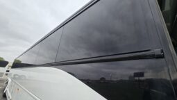 1999 MCI DL-3 (44 Pass- 240Kmiles) full