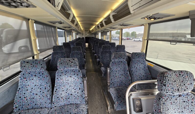 1999 MCI DL-3 (44 Pass- 240Kmiles) full