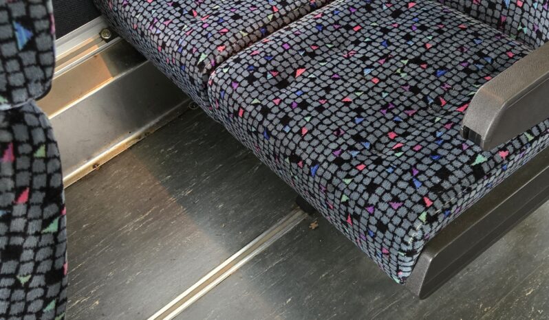 1999 MCI DL-3 (44 Pass- 240Kmiles) full