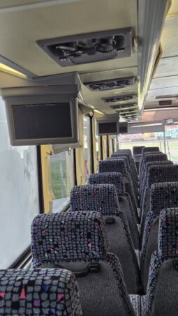 1999 MCI DL-3 (44 Pass- 240Kmiles) full