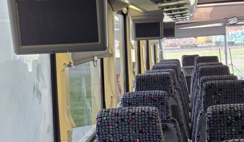 1999 MCI DL-3 (44 Pass- 240Kmiles) full