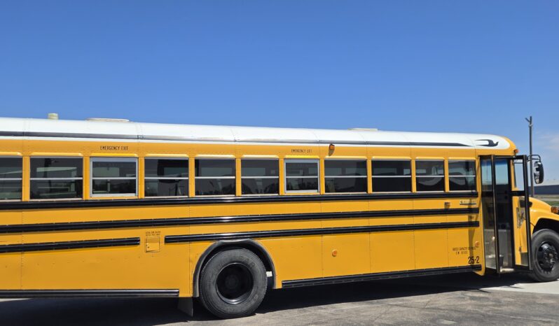 2009 BlueBird BB Conv W/Cruise (65pass) full