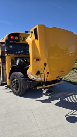 2021 Blue Bird 53pass (16,756mi) full