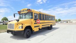 2004 Thomas Freightliner FS-65 w/Handi full
