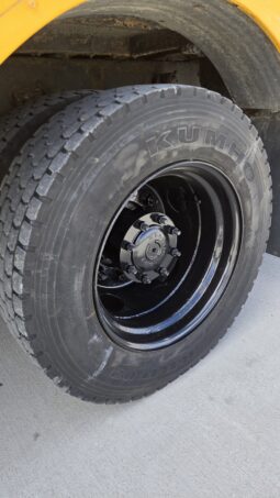 2004 Thomas Freightliner FS-65 w/Handi full
