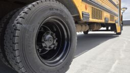 2004 Thomas Freightliner FS-65 w/Handi full