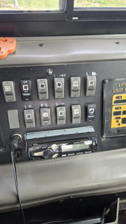 2004 Thomas Freightliner FS-65 w/Handi full