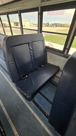 2004 Thomas Freightliner FS-65 w/Handi full