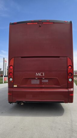 2015 MCI J4500 54pas full