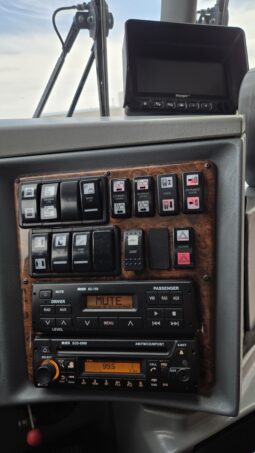 2015 MCI J4500 54pas full