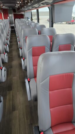 2015 MCI J4500 54pas full
