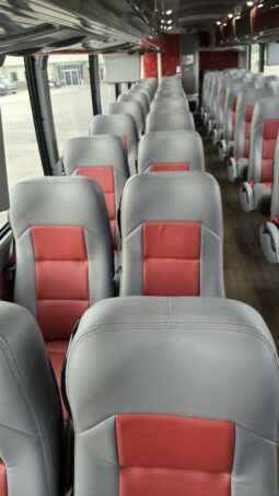 2015 MCI J4500 54pas full
