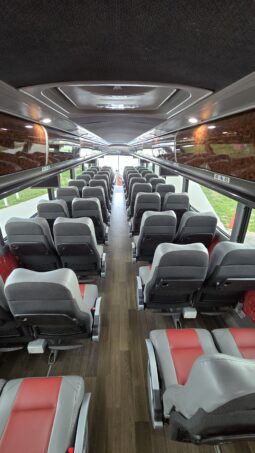 2015 MCI J4500 54pas full