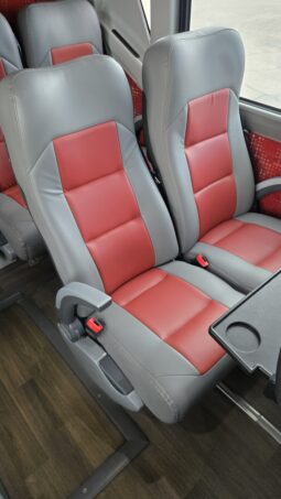 2015 MCI J4500 54pas full
