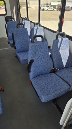 2019 Ford Shuttle E-450 14pas/Handi & only 31kmi full