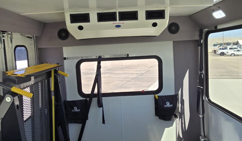 2019 Ford Shuttle E-450 14pas/Handi & only 31kmi full