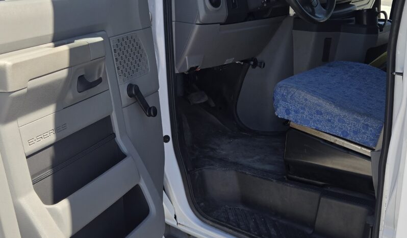 2016 Ford Shuttle Senator 2- E450 W/Handi and Rear Air -14pas full