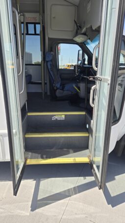2016 Ford Shuttle Senator 2- E450 W/Handi and Rear Air -14pas full