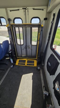 2016 Ford Shuttle Senator 2- E450 W/Handi and Rear Air -14pas full
