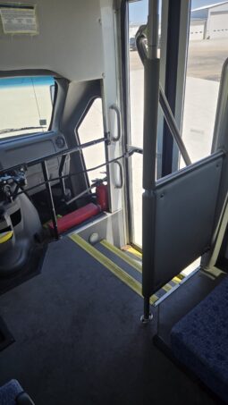 2016 Ford Shuttle Senator 2- E450 W/Handi and Rear Air -14pas full