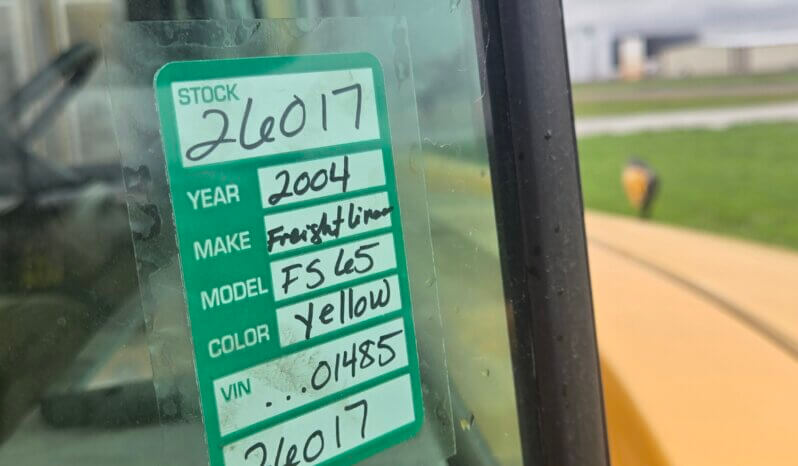 2004 Thomas Freightliner FS 65 24pass w/Handi full