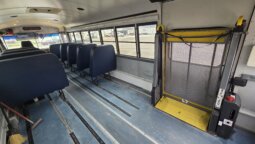 2004 Thomas Freightliner FS 65 24pass w/Handi full