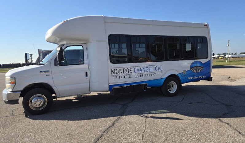2011 FORD E450 Econo SHUTTLE 20/pass w/Air & Handi full