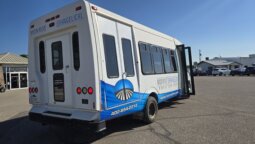 2011 FORD E450 Econo SHUTTLE 20/pass w/Air & Handi full