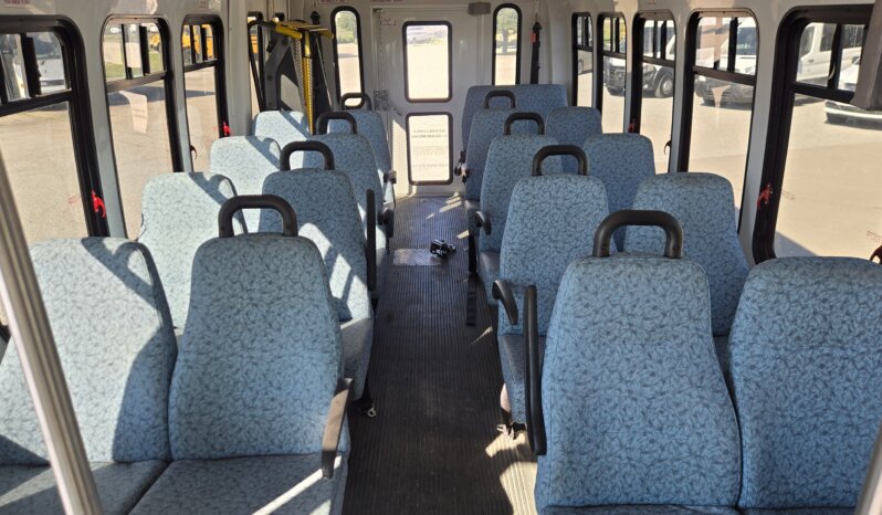 2011 FORD E450 Econo SHUTTLE 20/pass w/Air & Handi full