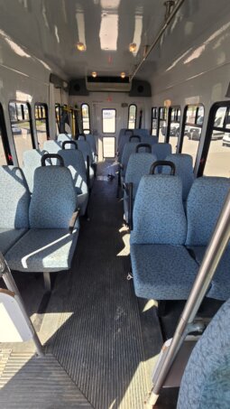 2011 FORD E450 Econo SHUTTLE 20/pass w/Air & Handi full