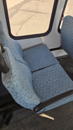 2011 FORD E450 Econo SHUTTLE 20/pass w/Air & Handi full
