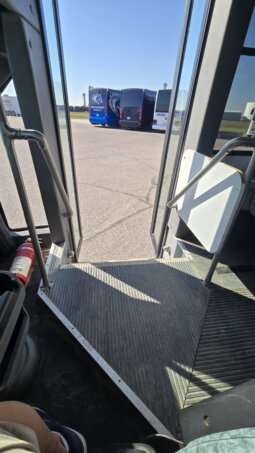 2011 FORD E450 Econo SHUTTLE 20/pass w/Air & Handi full