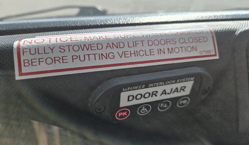 2011 FORD E450 Econo SHUTTLE 20/pass w/Air & Handi full