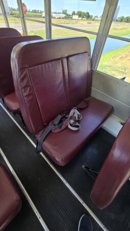 2002  Bluebird Chevrolet Express G3500 15/pass full