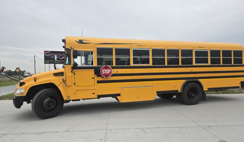2014 Bluebird Vision 59/pass W/ STORAGE! full