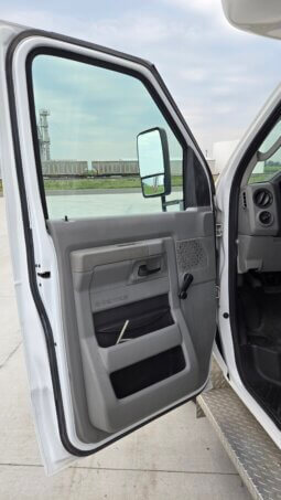 2010 Ford E450 Shuttle w/Handi 10pass 74Kmi full