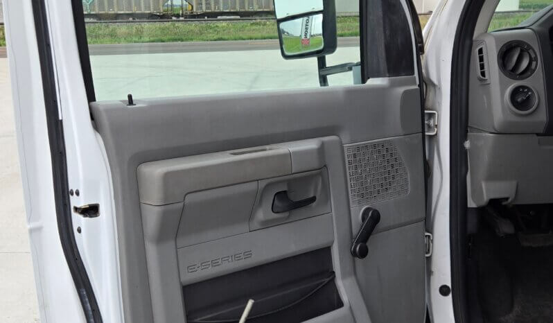 2010 Ford E450 Shuttle w/Handi 10pass 74Kmi full