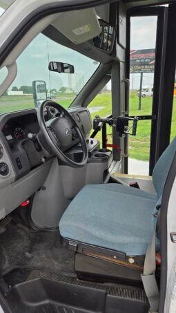 2010 Ford E450 Shuttle w/Handi 10pass 74Kmi full