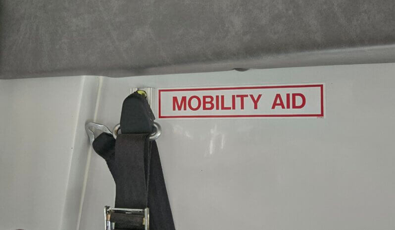 2010 Ford E450 Shuttle w/Handi 10pass 74Kmi full