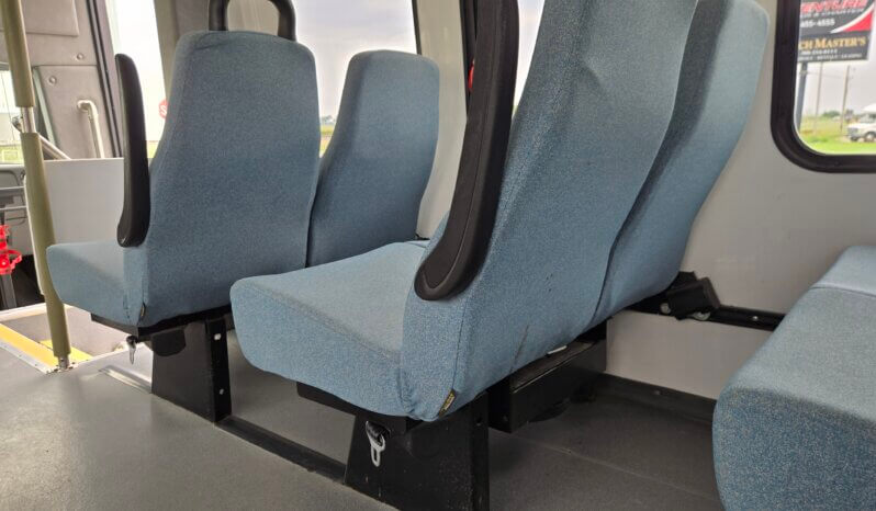 2010 Ford E450 Shuttle w/Handi 10pass 74Kmi full