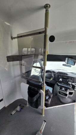 2010 Ford E450 Shuttle w/Handi 10pass 74Kmi full