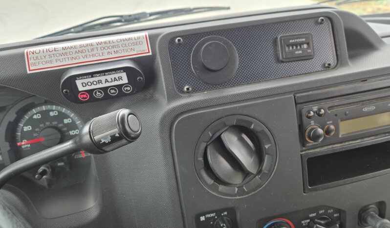 2010 Ford E450 Shuttle w/Handi 10pass 74Kmi full