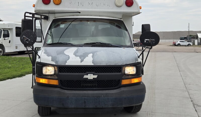 2003 Chevrolet Express Mini Bus 14pass/ 68Kmi full