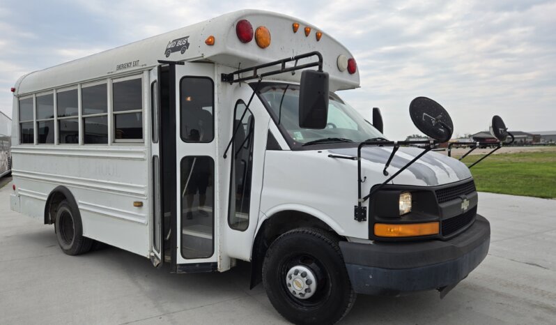 2003 Chevrolet Express Mini Bus 14pass/ 68Kmi full