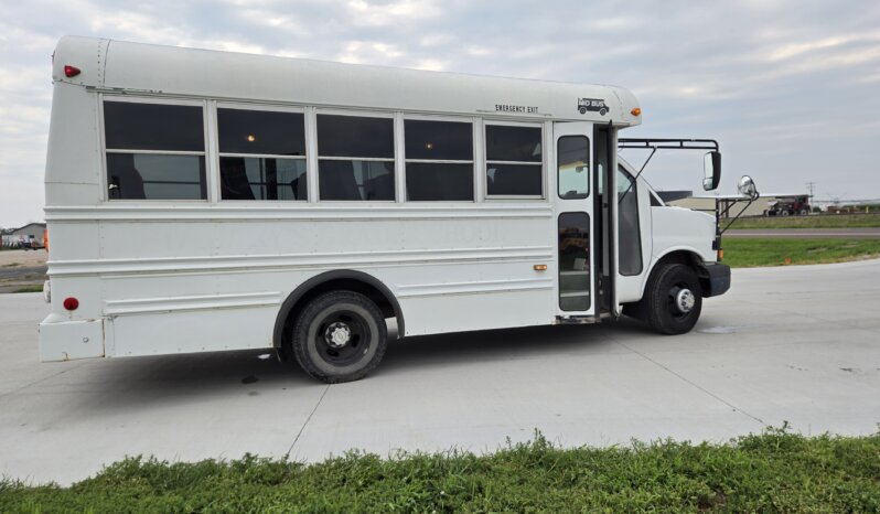 2003 Chevrolet Express Mini Bus 14pass/ 68Kmi full