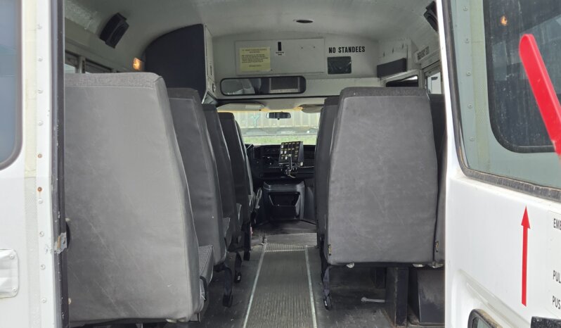 2003 Chevrolet Express Mini Bus 14pass/ 68Kmi full