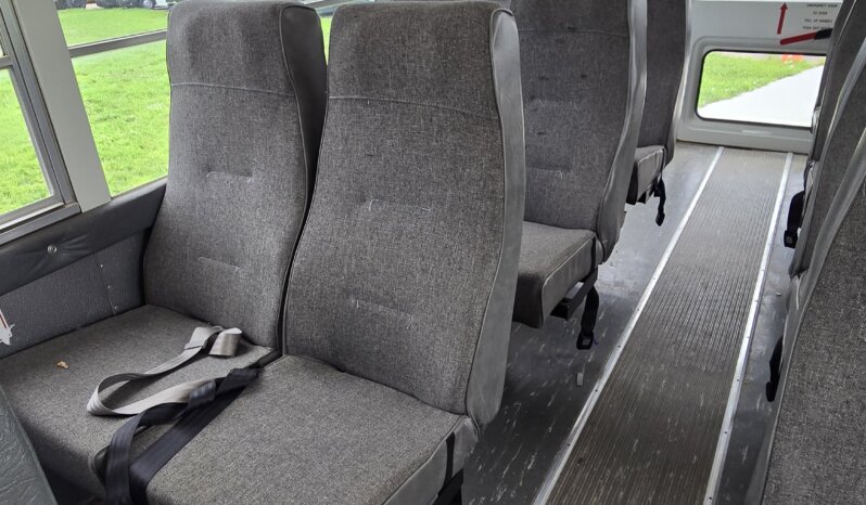2003 Chevrolet Express Mini Bus 14pass/ 68Kmi full